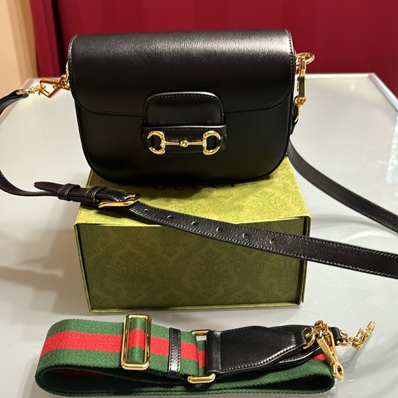 Gucci Horsebit 1955 Mini Shoulder Bag. Comes with 2 straps, box and pouch. - Picture 5 of 6